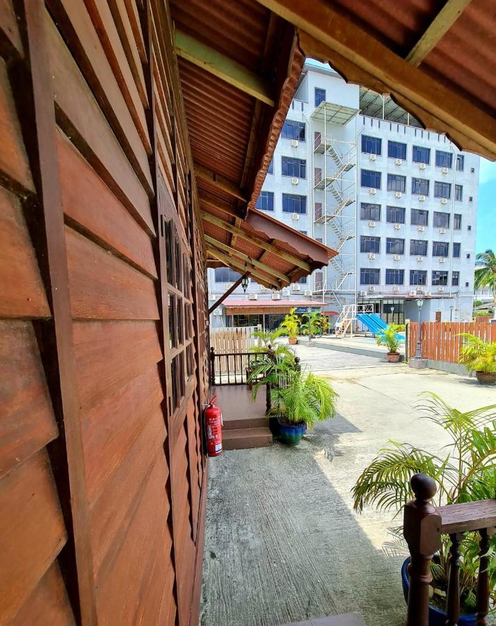 Langgura Baron Resort Пантай-Сенанг Экстерьер фото