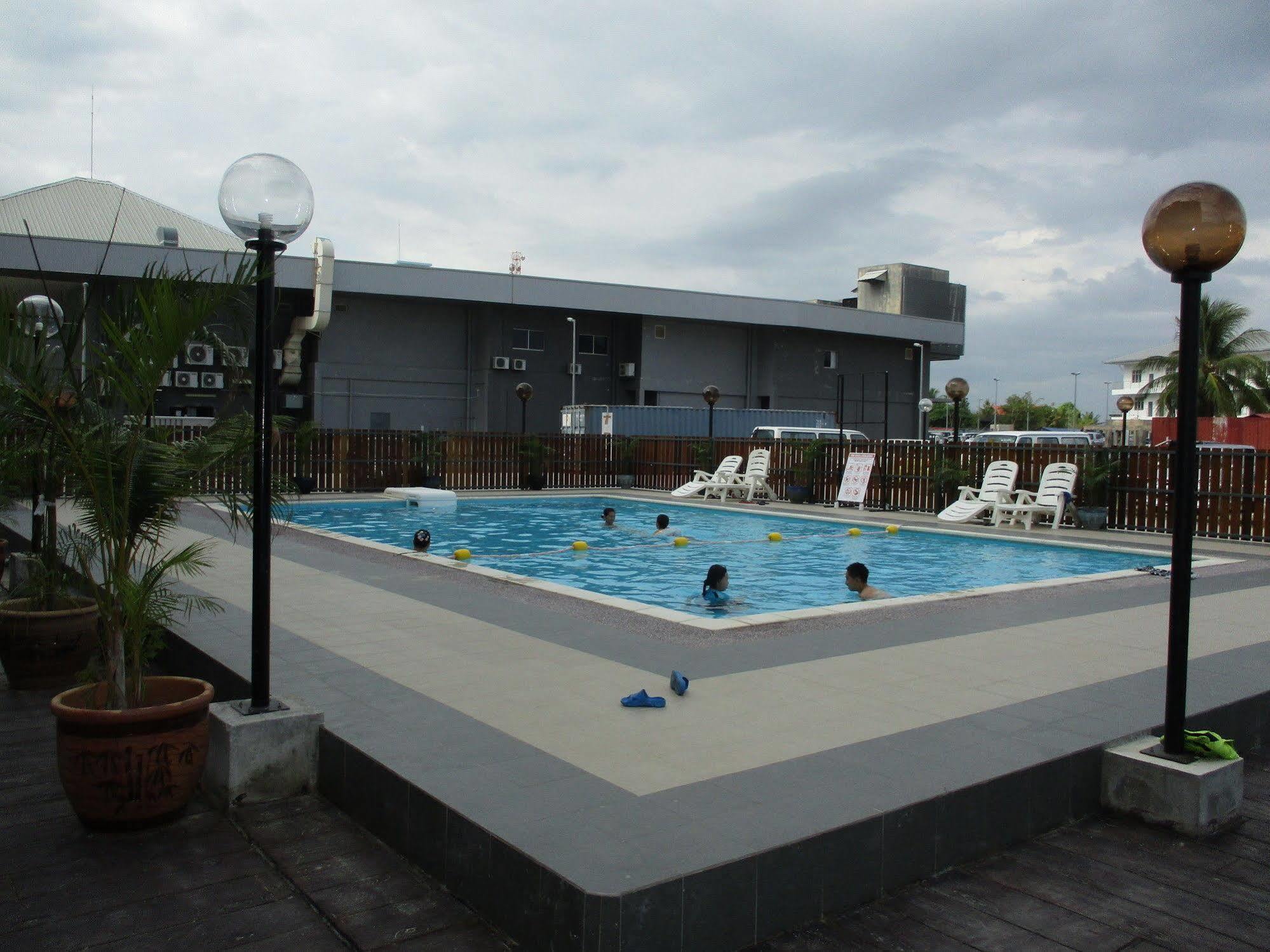 Langgura Baron Resort Пантай-Сенанг Экстерьер фото
